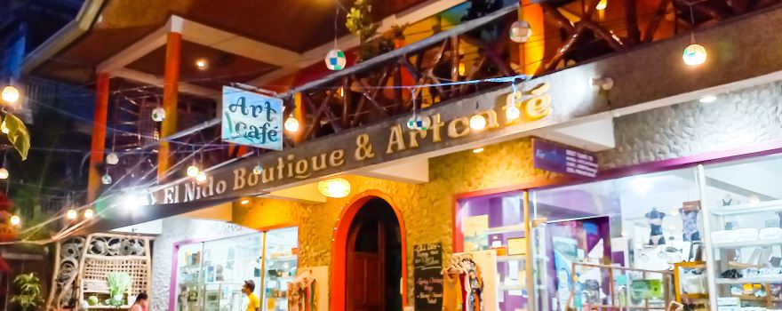 El Nido Boutique & Artcafe