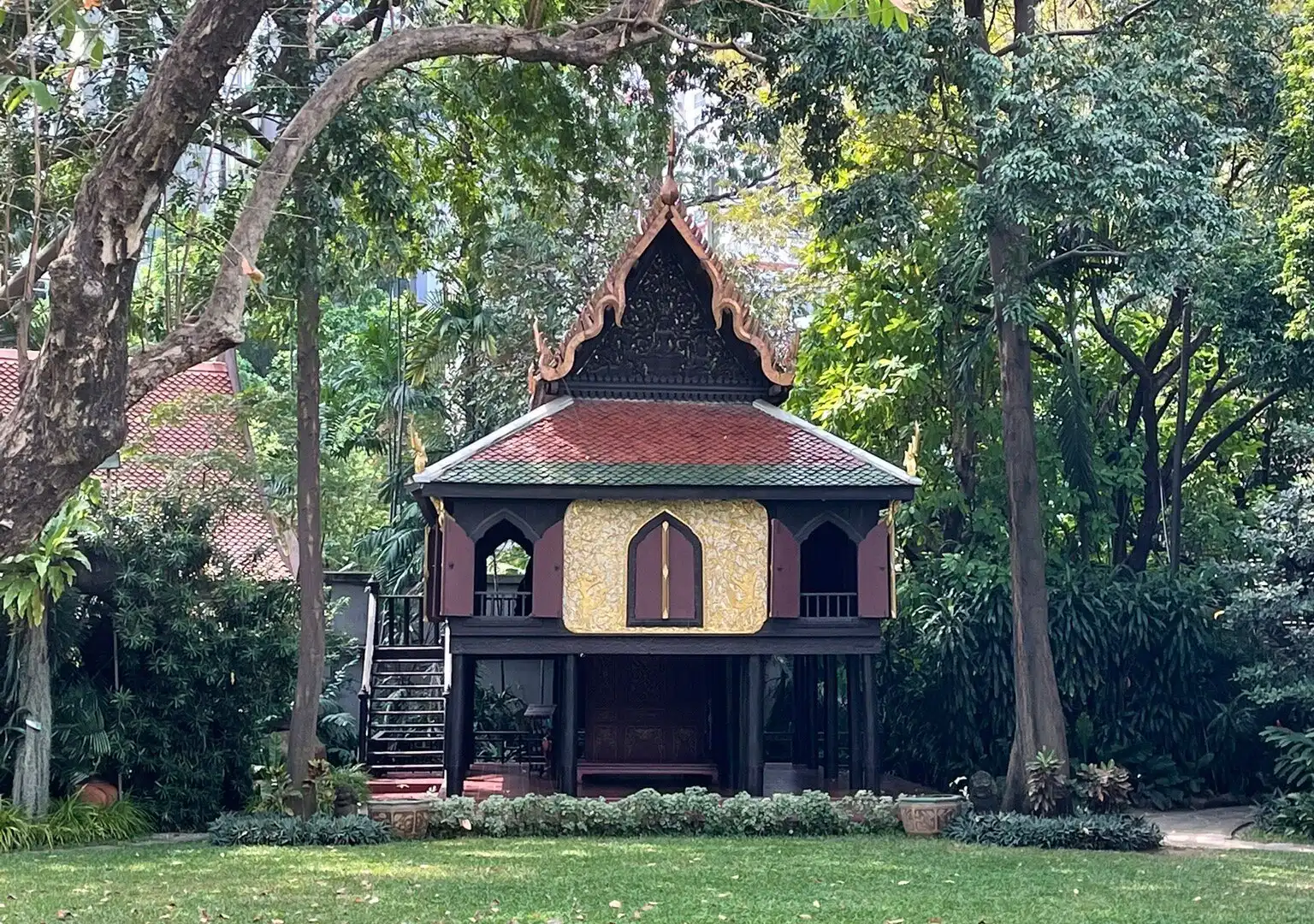 Hoteles cerca de Kukrit Pramoj House