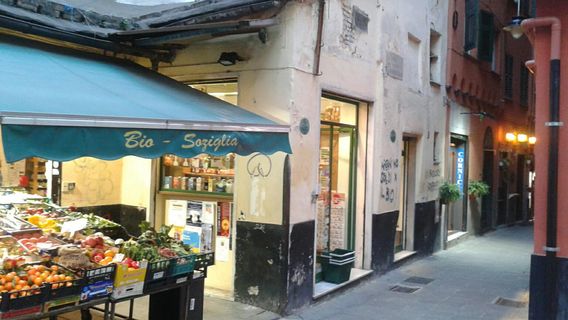 Via Macelli di Soziglia