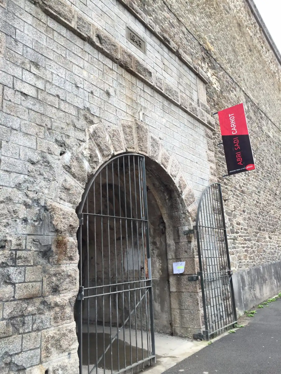 Hotel in zona Abri Sadi Carnot