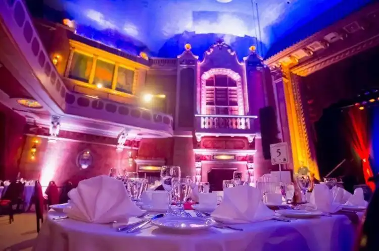 Hotel dekat Theatre Granada