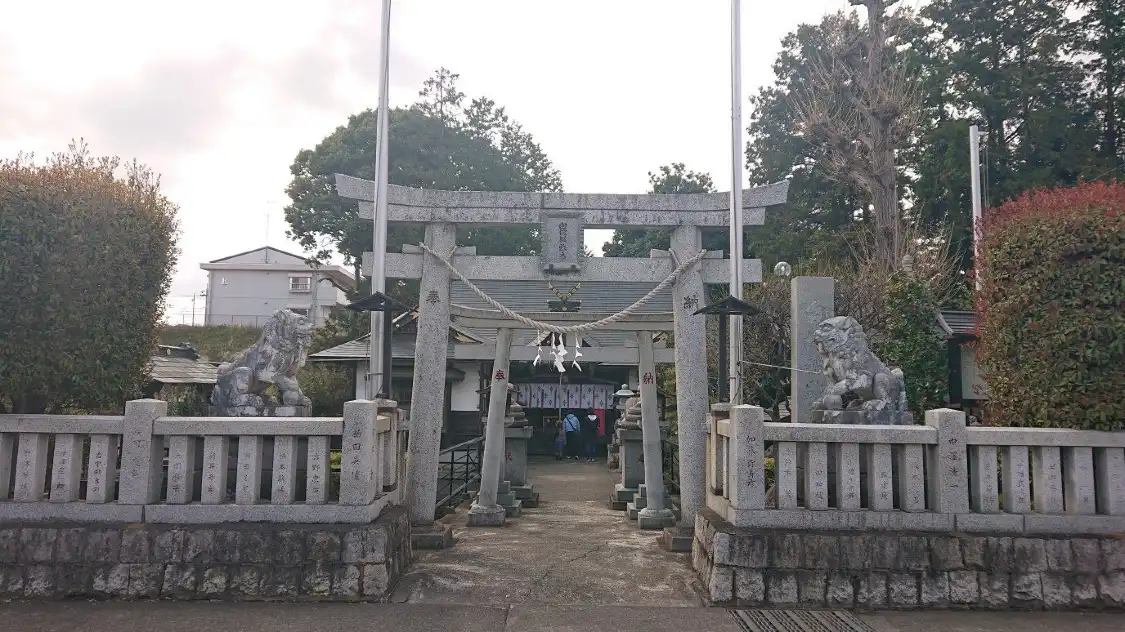 Hotels near Hakuja Benzaiten Shrine