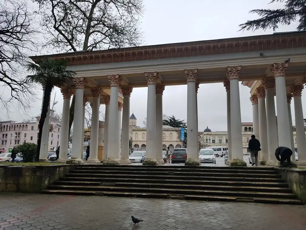Hotels near Central City Park