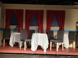 Fox Playhouse