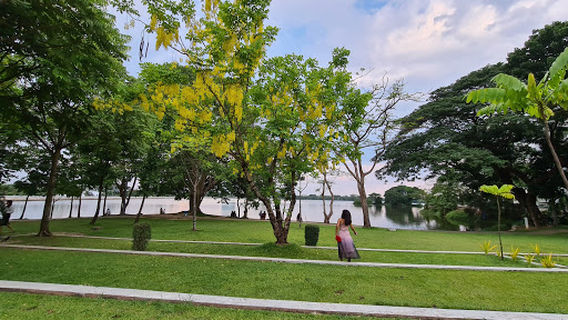 Inya Lake Park (West Bank)