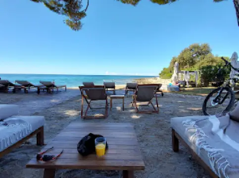 Meneghetti Beach Club