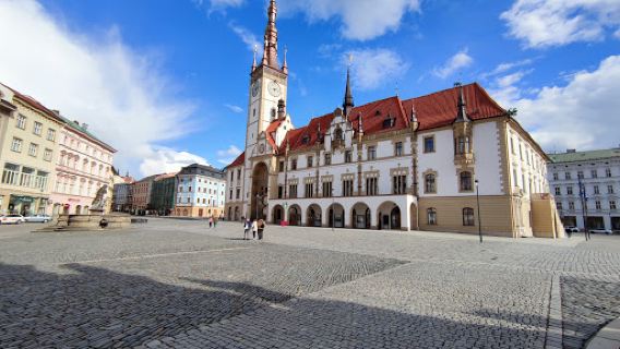 Upper Square