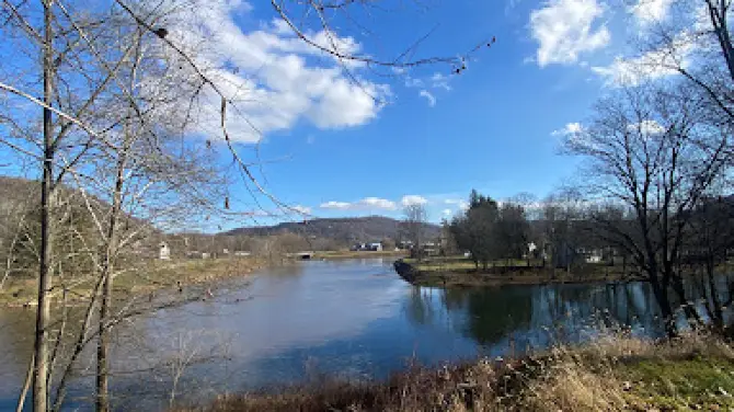 Great Allegheny Passage - Confluence Trailhead