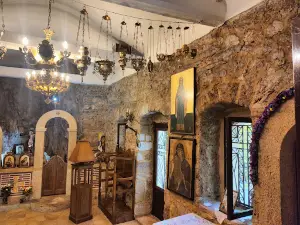 Ekklisia Agia Kiriaki Kampia Evias