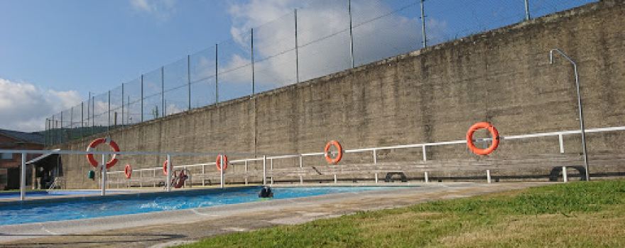 Polideportivo municipal de Trabada