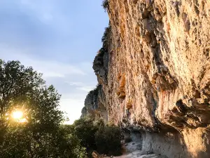 Pierre & Eau - Escalade, Canyoning, Spéléologie, Via Ferrata, Grimpe D'arbres
