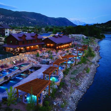 Iron Mountain Hot Springs