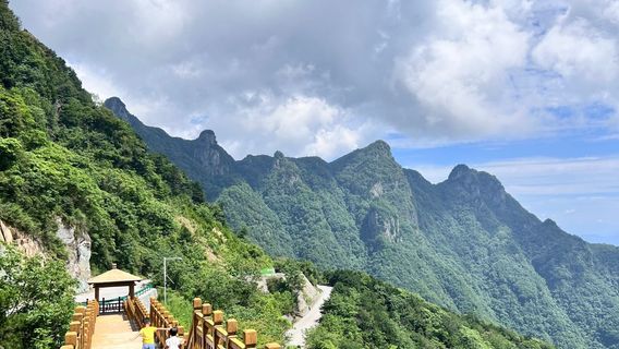 yun hai qi guan guan jing tai