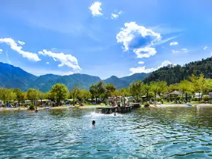 Camping Lake Levico Village