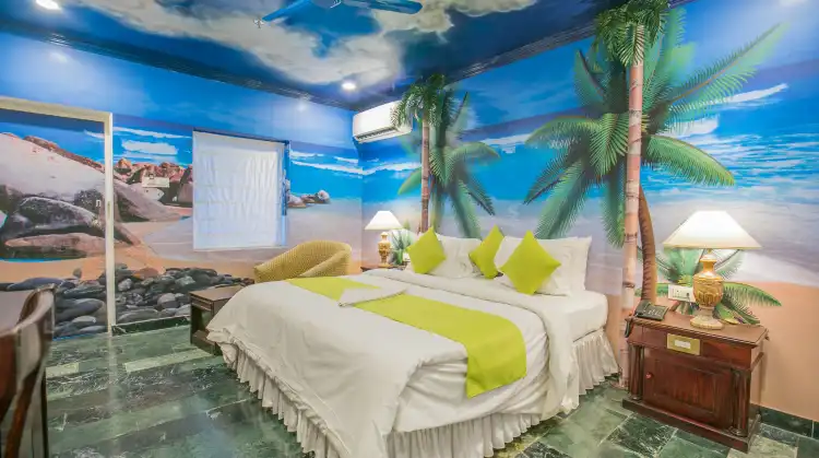 Hotels near Fun N Food Village