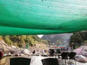 Shahdara Valley Restaurant