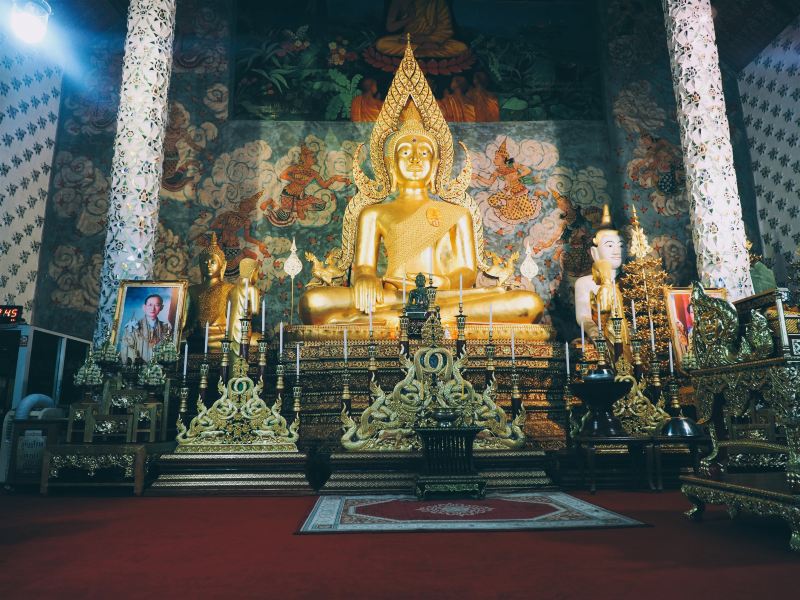 Lucknow to Phrae Flights