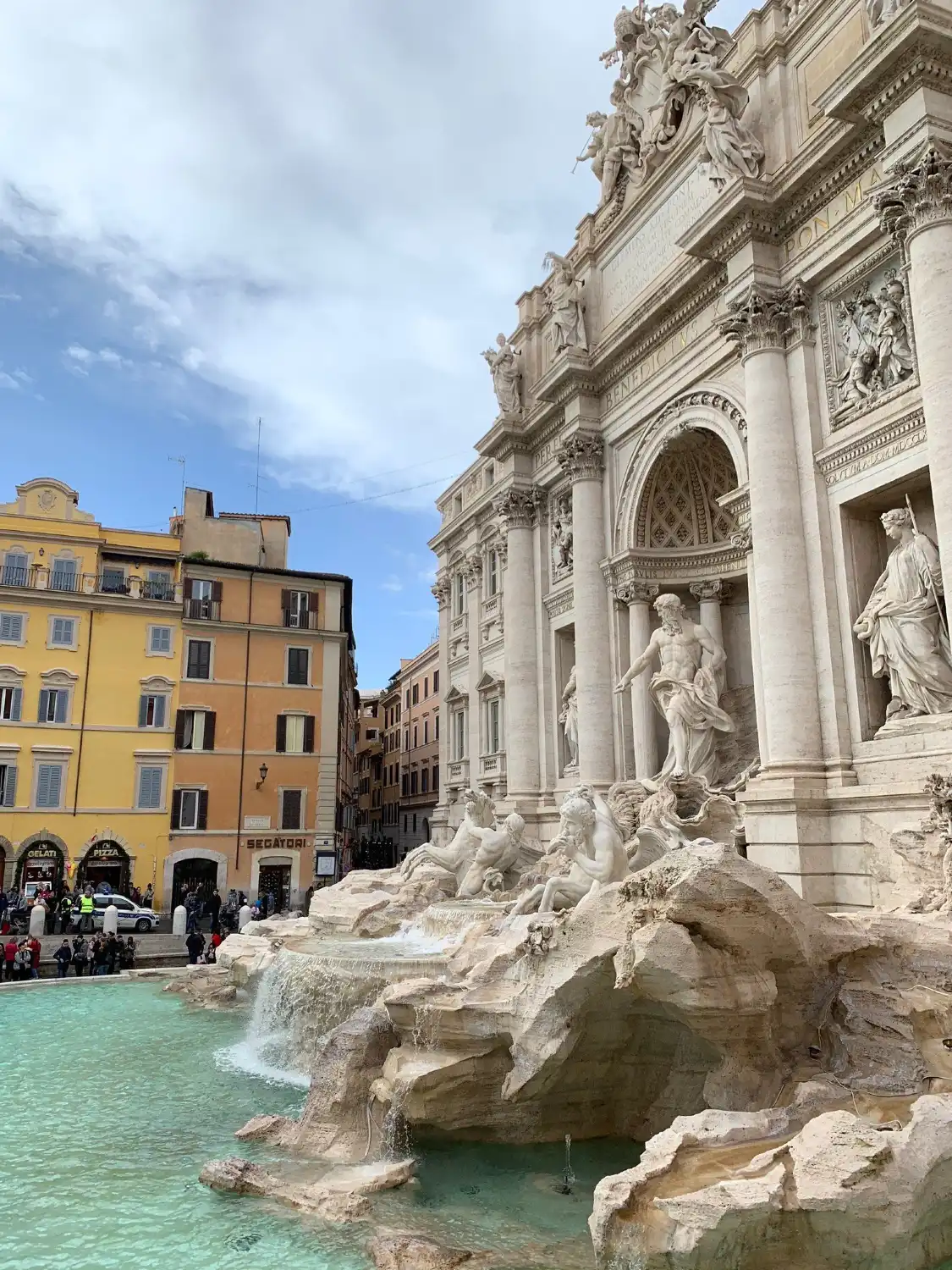 Hotels near Central Institute for Graphics