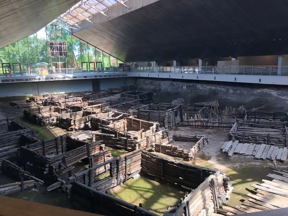 Hotels near Berestye Archeological Museum