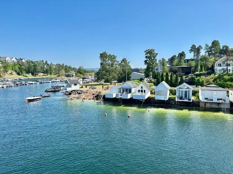 Hotels near Lysaker Waterfront