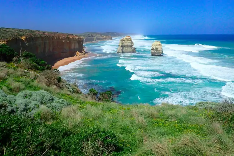 Hotels near Enrik's Cafe and Restaurant