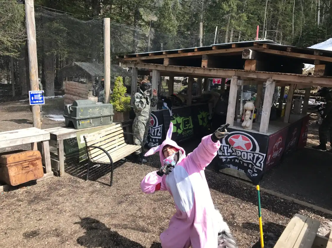 Hotels near Paintball Experience