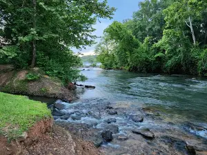 Juliette Dam