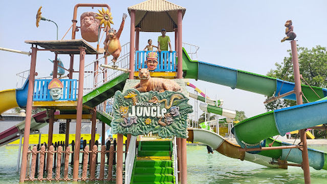 Alishan Water Park Bhusawal