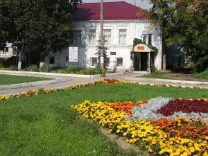 Mbuk "Muzeyno-Vystavochnyy Kompleks Im. V.f. Mamontova"