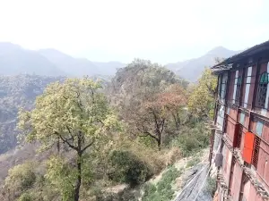 Bhitariya Chauraha Haidergadh Road