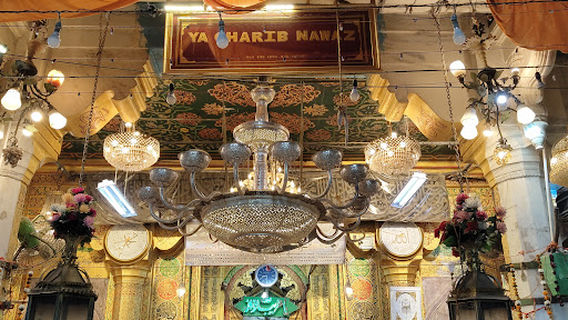 Ajmer Sharif Darbar, KGN WORLD PEACE FOUNDATION, AJMER DARGAH www.ziaratekhwaja.com