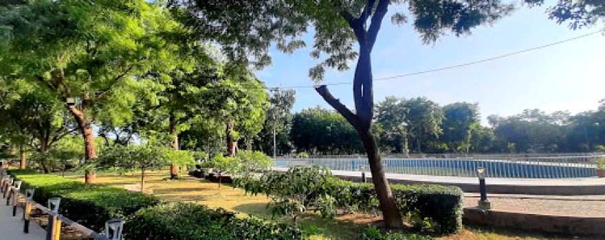 Company Garden, Shaheed Udyan