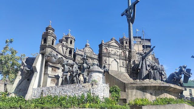 Heritage of Cebu Monument