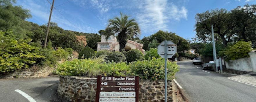 église Sainte-Thérèse-de-l'Enfant-Jésus du Rayol-Canadel-sur-Mer