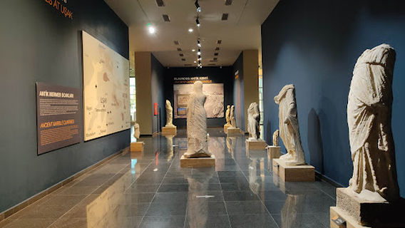 Uşak Arkeoloji Müzesi