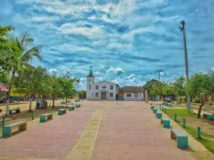 Iglesia - Plaza