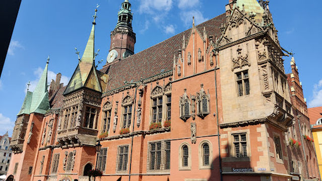 Museum of Bourgeois Art