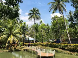 Monako Park Sibiru-biru