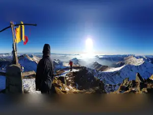 Ineu Peak