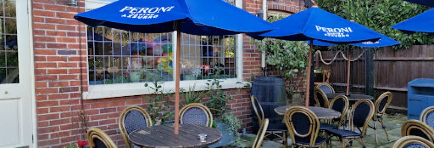 The Home Bar and Kitchen