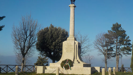 San Leo monumento ai caduti