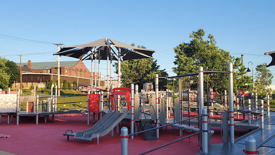 Rainbow Park Splash Pad