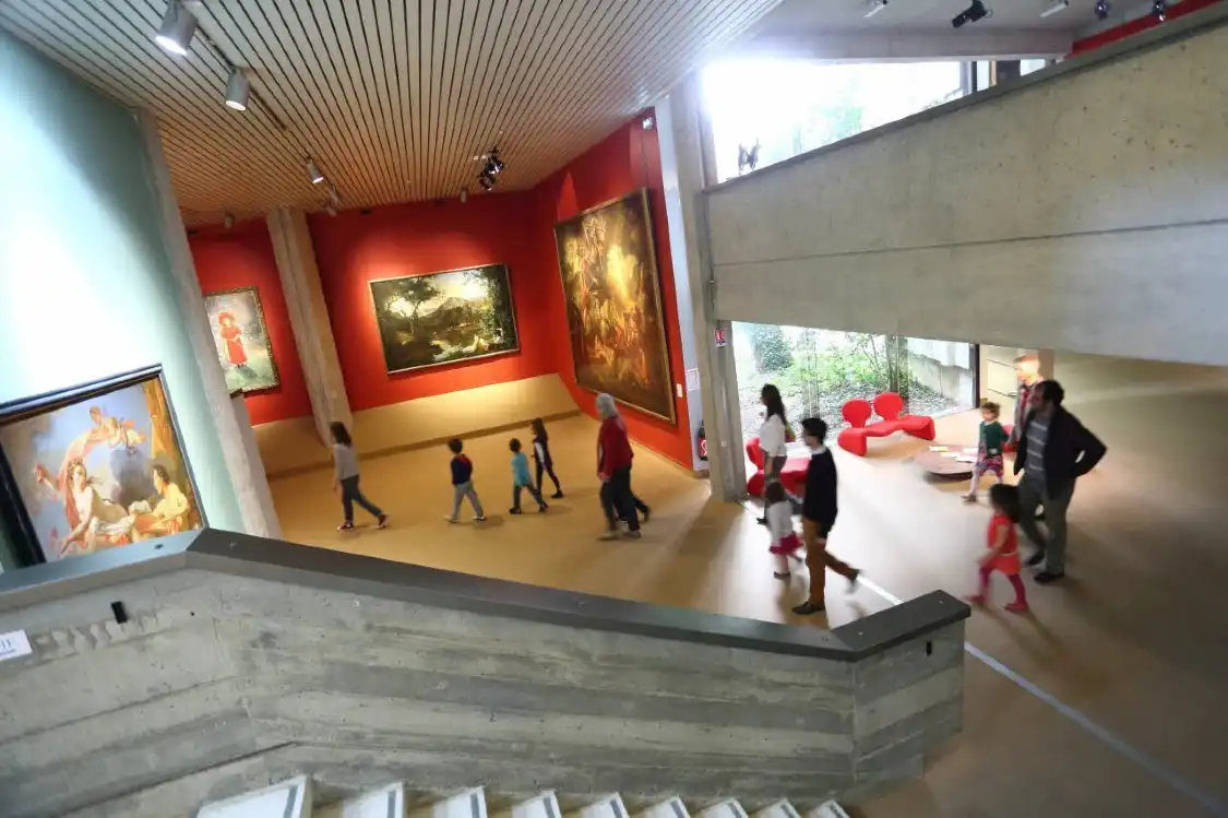 Hotels near Museum Sainte-Croix