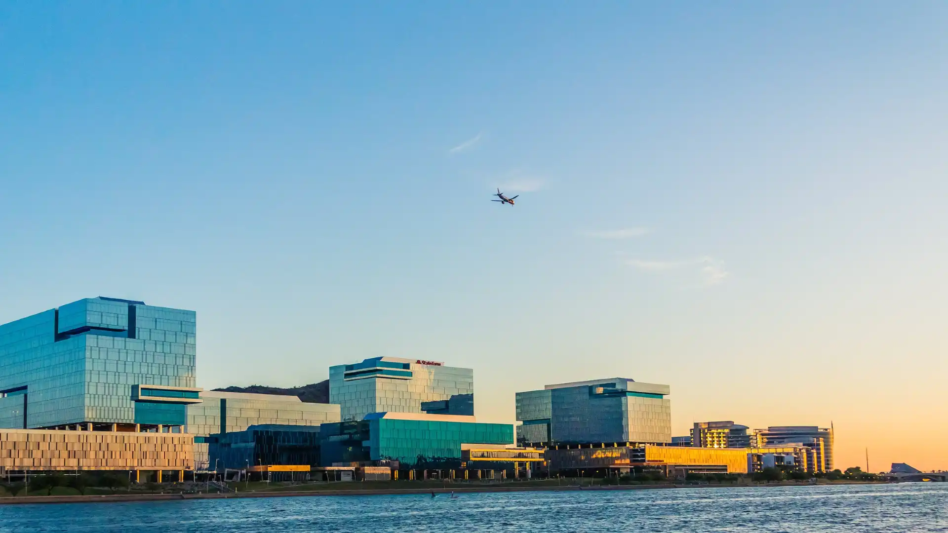 Hotels near Tempe Town Lake