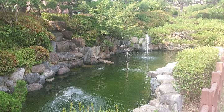 Jinyang Lake