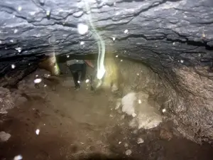 Azokh Cave