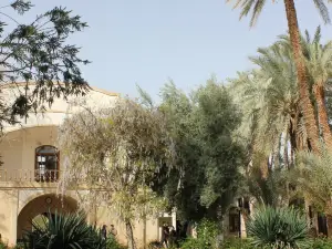 Tabas Golshan Garden