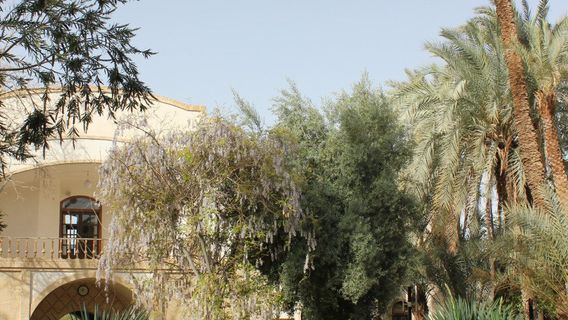 Tabas Golshan Garden