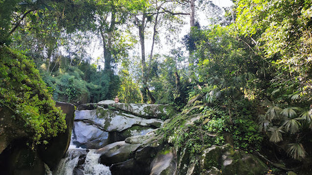 Cascada Oido del Mundo