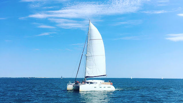 Aldabra Yacht Charter